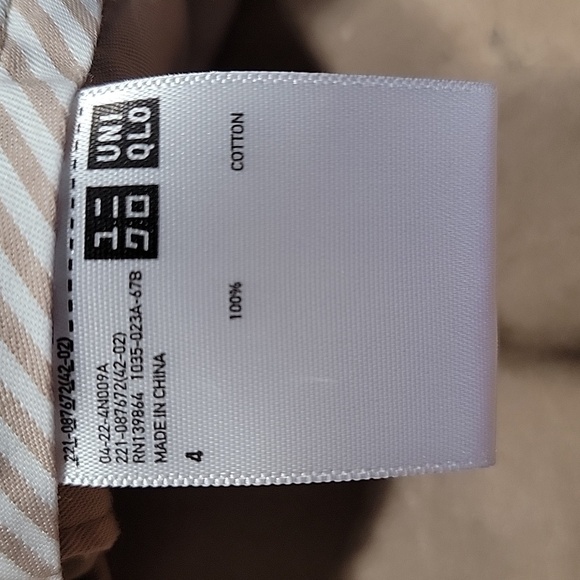 Uniqlo Size 4 Khaki Chino Shorts, Gently Used Condition - Picture 10 of 10